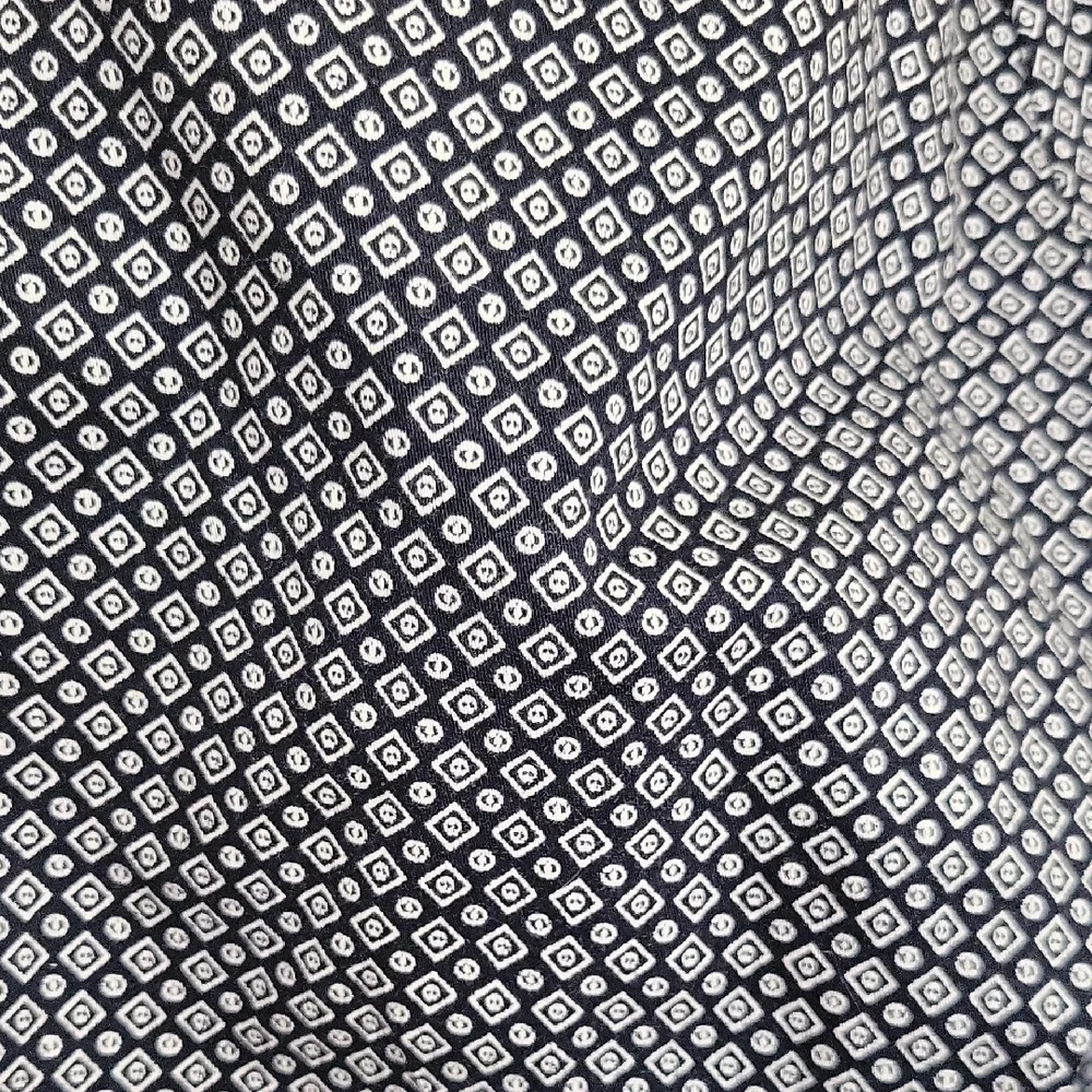 Lee Navy and White Patterned Capri - Picture 3 of 6